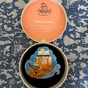 Erstwilder From The Deep Brooch